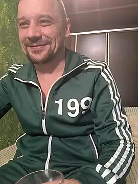 DanielOhCool online show from January 2025 05:58:02 PM