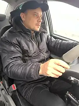 DanielOhCool online show from January 2026 12:18:01 PM