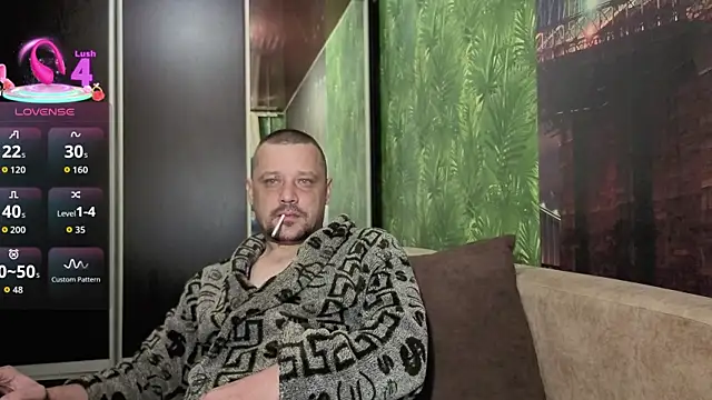 DanielOhCool online show from May 2026 05:48:01 AM