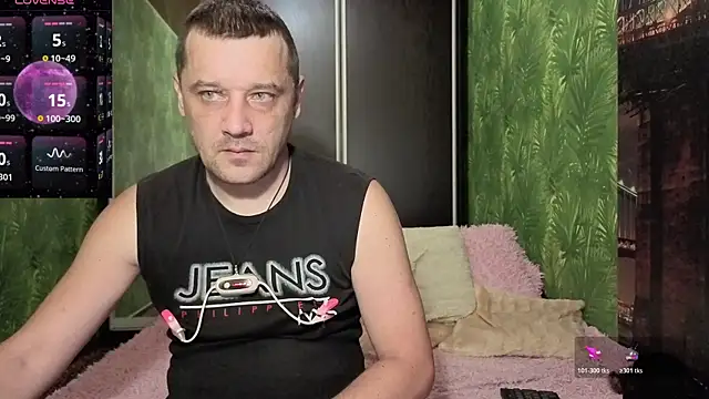 DanielOhCool online show from July 2026 07:32:02 AM