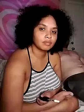 Snapshot of TasteeKitty chatting on February 2025 01:46:02 AM TasteeKitty online show from February 2025 01:46:02 AM