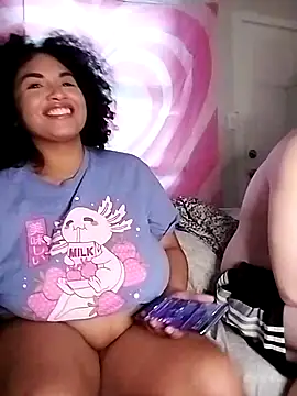 Snapshot of TasteeKitty chatting on February 2025 05:47:01 PM TasteeKitty online show from February 2025 05:47:01 PM