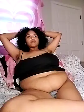 Snapshot of TasteeKitty chatting on November 2025 11:26:02 PM TasteeKitty online show from November 2025 11:26:02 PM