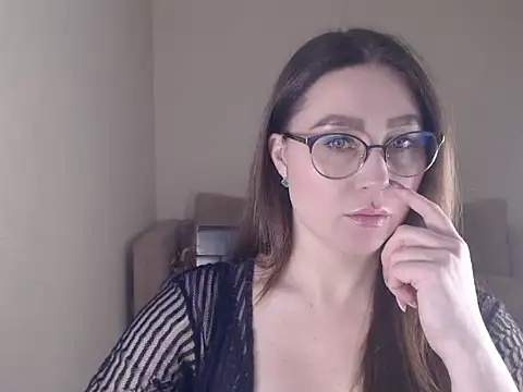 Snapshot of marishaarimova chatting on October 2025 03:51:01 PM marishaarimova online show from October 2025 03:51:01 PM