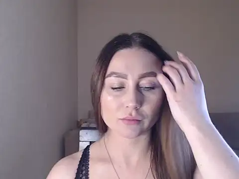 Snapshot of marishaarimova chatting on November 2025 01:51:02 AM marishaarimova online show from November 2025 01:51:02 AM