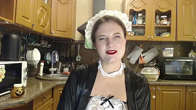 Snapshot of LizaCakes chatting on October 2025 12:17:02 PM LizaCakes online show from October 2025 12:17:02 PM