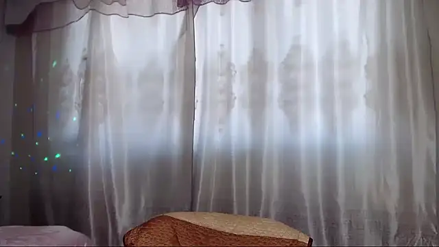 Snapshot of Batari chatting on October 2025 05:10:01 AM Batari online show from October 2025 05:10:01 AM