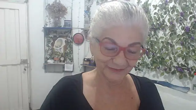 FunnyGrandma online show from March 2026 12:11:01 AM