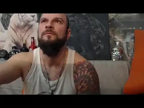 Snapshot of viking_30 chatting on January 2025 08:07:01 PM viking 30 online show from January 2025 08:07:01 PM