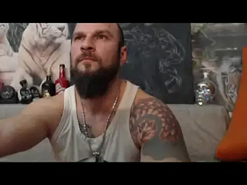 Snapshot of viking_30 chatting on January 2025 07:32:01 PM viking 30 online show from January 2025 07:32:01 PM