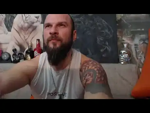 Snapshot of viking_30 chatting on January 2025 08:30:01 PM viking 30 online show from January 2025 08:30:01 PM