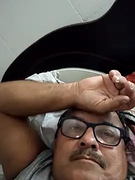 Misterymem63 online show from April 2026 11:18:02 PM