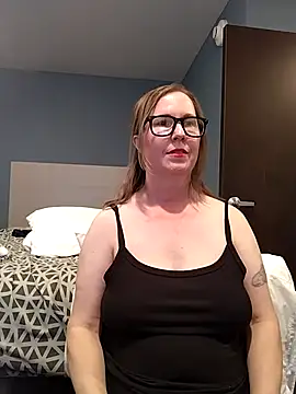 SweetandNaughty1 online show from October 2025 04:57:01 AM