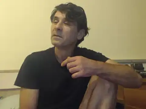 yvesstorm1 online show from January 2025 07:44:02 PM