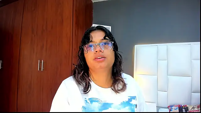 yeral2017 online show from April 2026 03:39:01 PM