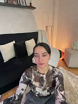 EmmyEvans1 online show from April 2026 08:06:01 PM