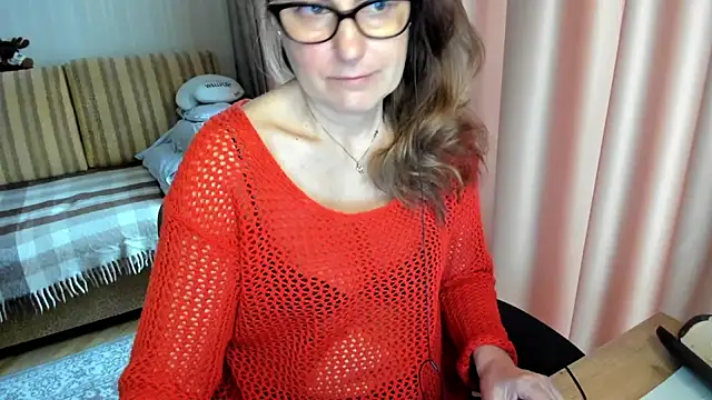 lauraoven online show from March 2026 07:26:02 AM