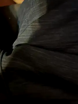 Snapshot of JohnnyBigShot chatting on October 2025 10:22:01 PM JohnnyBigShot online show from October 2025 10:22:01 PM