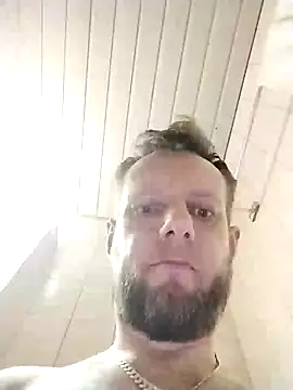 Snapshot of Kw8585kw chatting on December 2024 08:21:02 PM Kw8585kw online show from December 2024 08:21:02 PM