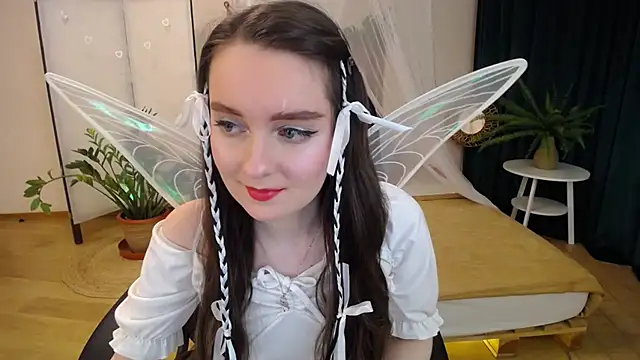 CloudGrace online show from March 2025 06:12:02 PM