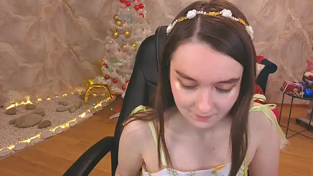 CloudGrace online show from December 2025 03:13:01 AM