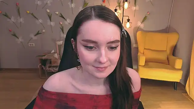 Snapshot of CloudGrace chatting on April 2026 06:13:02 PM CloudGrace online show from April 2026 06:13:02 PM