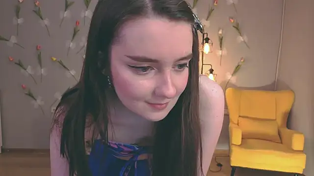 Snapshot of CloudGrace chatting on April 2026 08:15:01 PM CloudGrace online show from April 2026 08:15:01 PM