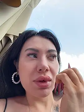 Snapshot of Wet__Bunny chatting on July 2026 06:22:02 AM Wet Bunny online show from July 2026 06:22:02 AM