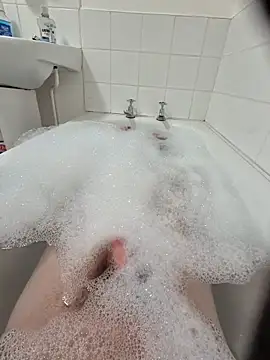 Deebo2212 online show from February 2026 12:28:02 AM