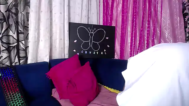 crystalbxx online show from April 2026 05:31:02 PM