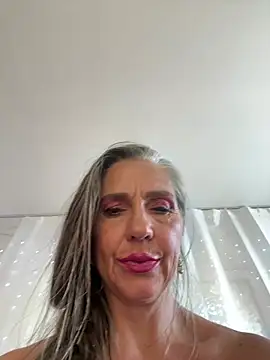 Snapshot of Alimela chatting on June 2026 10:06:02 AM Alimela online show from June 2026 10:06:02 AM