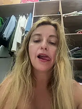 moniquerainx online show from April 2026 03:46:01 AM