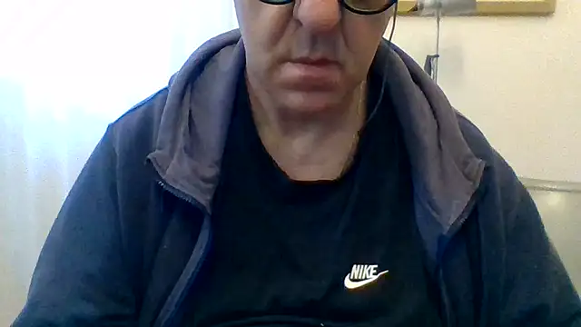 Snapshot of ANONIMO7735 chatting on May 2026 05:03:01 AM ANONIMO7735 online show from May 2026 05:03:01 AM