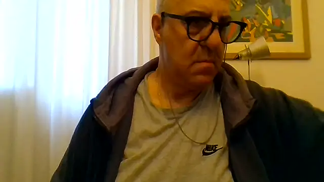 Snapshot of ANONIMO7735 chatting on May 2026 05:02:02 AM ANONIMO7735 online show from May 2026 05:02:02 AM