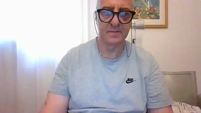 Snapshot of ANONIMO7735 chatting on June 2026 04:23:01 PM ANONIMO7735 online show from June 2026 04:23:01 PM