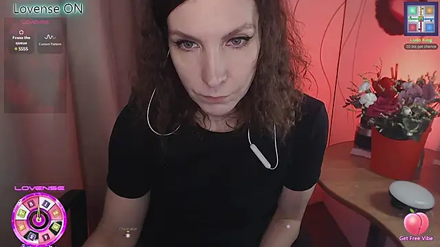 JohansonKatie online show from February 2025 01:32:01 PM