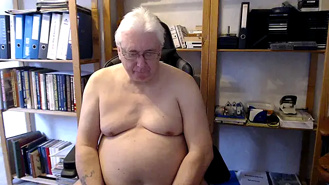 SchwanzhureXXL online show from February 2026 08:57:01 AM