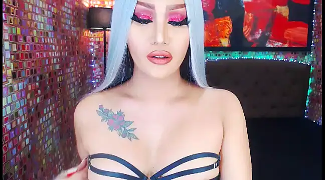 Snapshot of KylieMaxwellCaulfield_TS chatting on February 2025 12:49:02 AM KylieMaxwellCaulfield TS online show from February 2025 12:49:02 AM