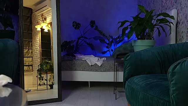 ClaraBendover online show from March 2026 08:13:01 PM