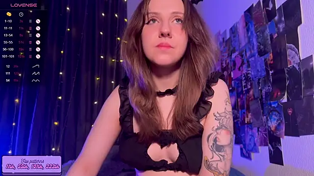 HotaruTomo online show from November 2025 09:52:01 PM