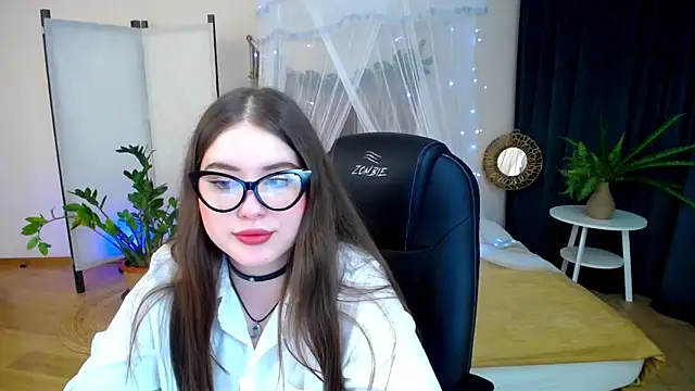 NicoleFoxery online show from February 2025 09:17:01 PM