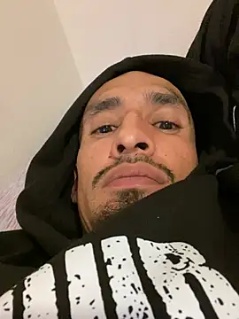 Snapshot of Prettyboiflaco chatting on December 2024 03:01:02 AM Prettyboiflaco online show from December 2024 03:01:02 AM