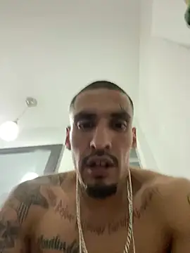 Snapshot of Prettyboiflaco chatting on February 2025 08:59:02 AM Prettyboiflaco online show from February 2025 08:59:02 AM