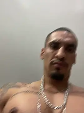 Snapshot of Prettyboiflaco chatting on March 2025 02:25:02 AM Prettyboiflaco online show from March 2025 02:25:02 AM