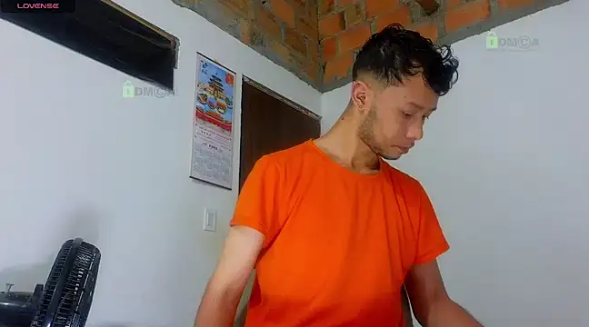 Snapshot of big_cock_mathew chatting on March 2025 06:23:02 PM big cock mathew online show from March 2025 06:23:02 PM