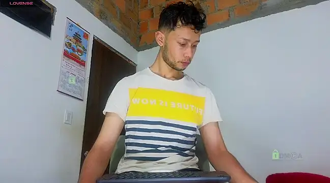 Snapshot of big_cock_mathew chatting on March 2025 07:04:02 PM big cock mathew online show from March 2025 07:04:02 PM