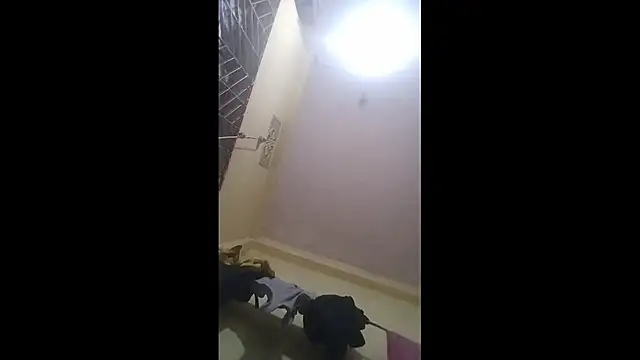 naxusxh online show from November 2025 03:52:02 AM