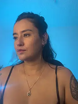 Macarenaxx online show from April 2026 03:13:01 PM