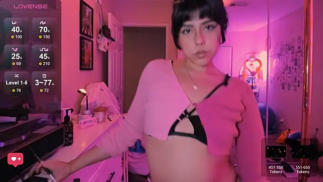 Evie-Luna online show from November 2025 02:45:02 AM