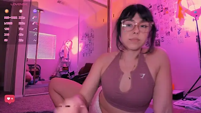 Evie-Luna online show from June 2026 02:05:02 AM